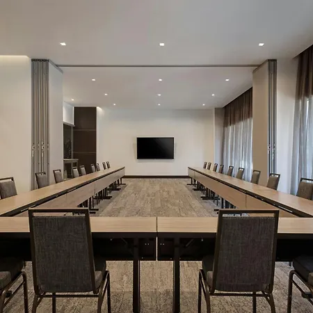 Ac Hotel By Marriott Beverly Hills-3