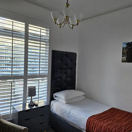 Hotel 63-2