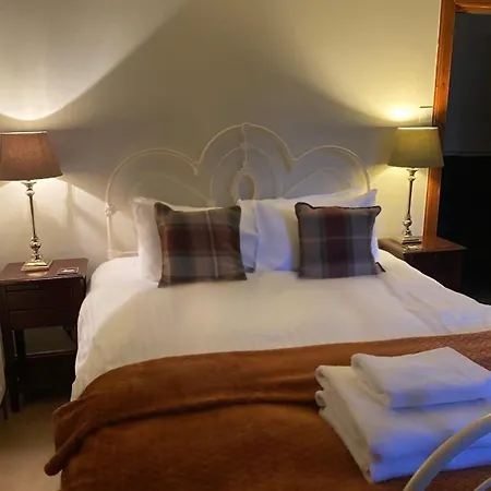 Killean Farmhouse B&B-2