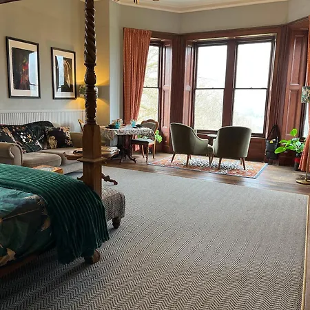 Cader En Suite At Pen Y Coed Hall Exclusive Luxury Hot Tub-3