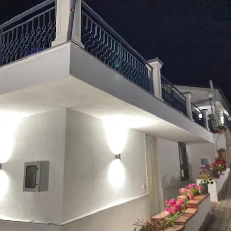 Serra Marina Rooms And Apartments-3