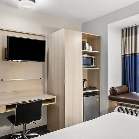 Quality Inn & Suites Nashville - Bellevue-3