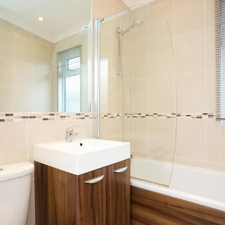 Braidhaugh Holiday Lodge And Glamping Park-3