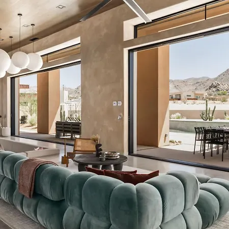 Peak By Fieldtrip - 8 Bedroom Modern Oasis - 2 Pools-3