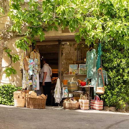 Le Moulin, Lourmarin, A Beaumier Hotel-3