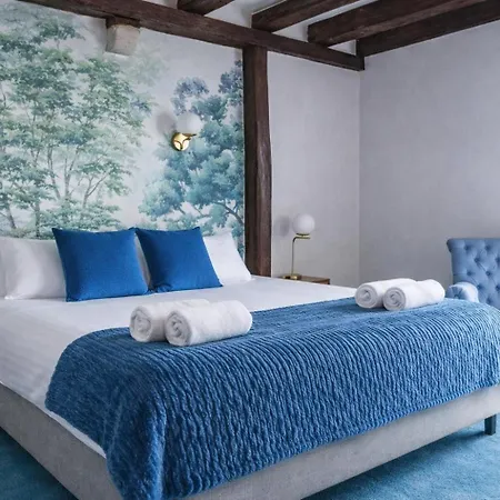 The Originals Boutique, Hôtel Le George , Loches-2