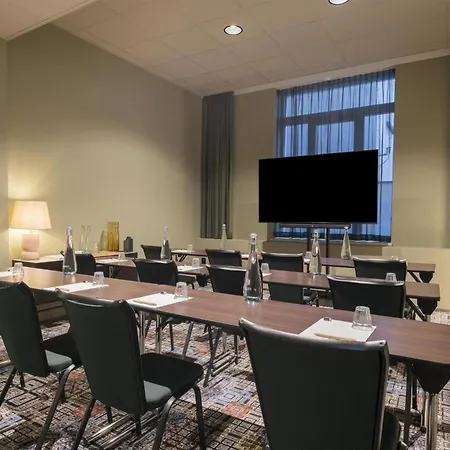 Doubletree By Hilton Brussels City-2