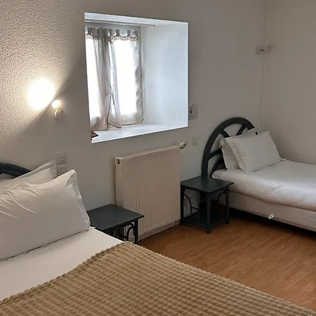 Hotel Du Rocher-2