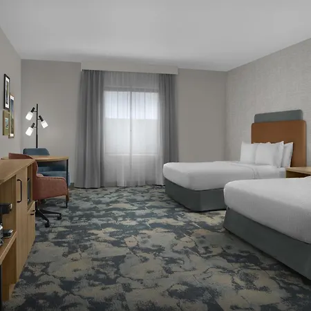 Hampton Inn & Suites Phoenix Glendale-Westgate-2