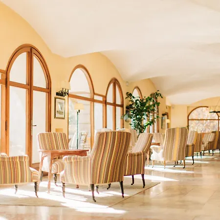 Le Grand Hôtel-3