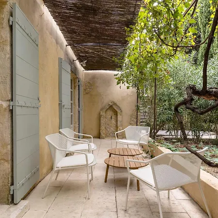 Les Petites Maisons - Hameau des Baux-3