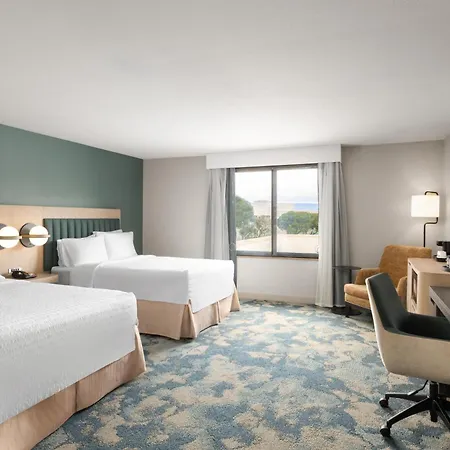 Hampton Inn & Suites Oakland Airport-Alameda-3