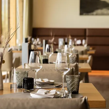 Tauern Spa Hotel & Therme-2