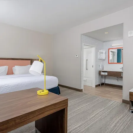 Hampton Inn & Suites - Orange Beach-3