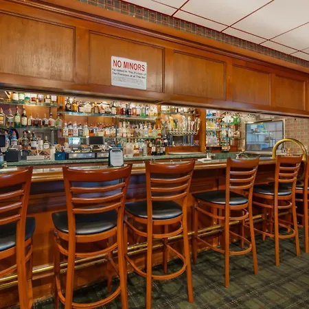 Rogue Regency Inn Medford Airport-2