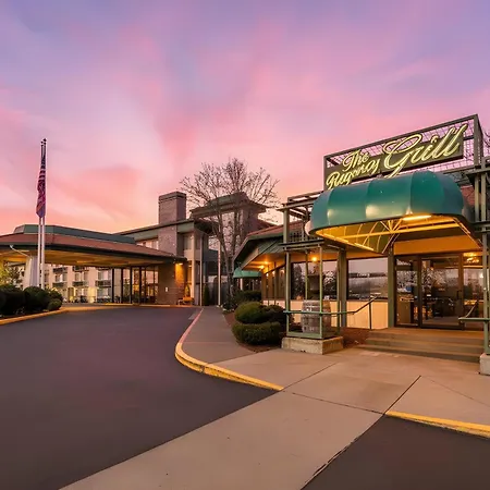 Rogue Regency Inn Medford Airport-3