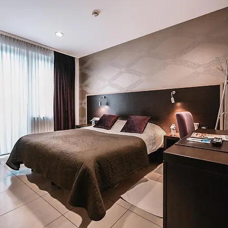Hotel Pax-2