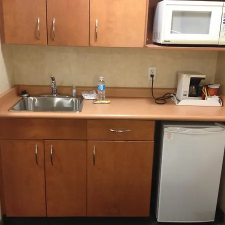 Rosslyn Inn & Suites, Surestay Collection By Best Western-2