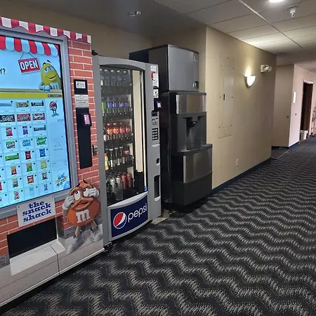 Quality Inn & Suites Eldridge Davenport North-3