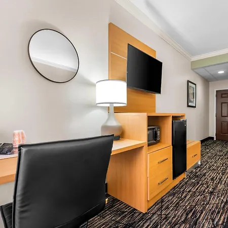 Quality Inn Alexander City-3