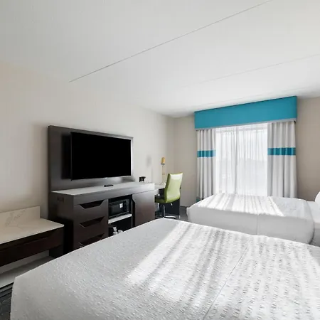 Hampton Inn By Hilton Winnipeg-3