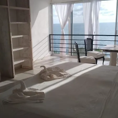 Cocos Camp (Adults Only)-3
