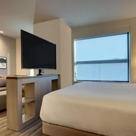 Hyatt House Oak Brook-2