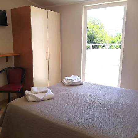 Hotel Iride Apartments & Rooms- Ideale Per Famiglie E Coppie-2