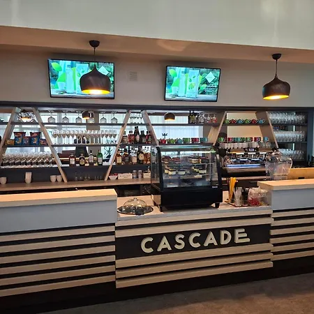 Hotel Cascade-2