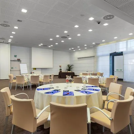 Doubletree By Hilton Florence Metropole-2