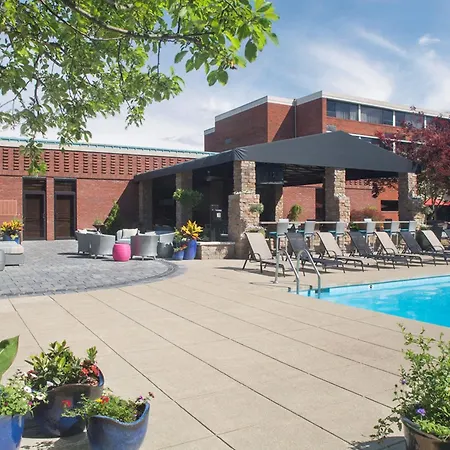 Doubletree By Hilton Akron Fairlawn-2