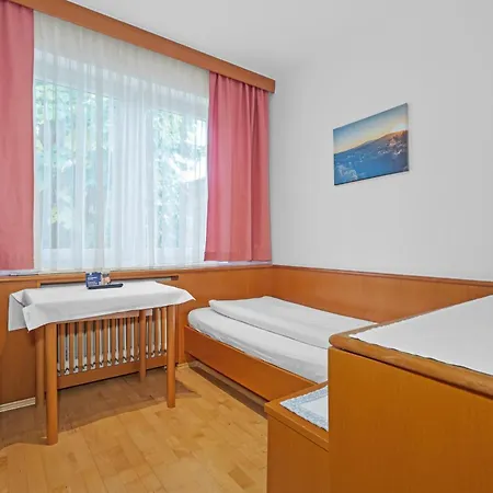 Hotel-Garni Martinek-2