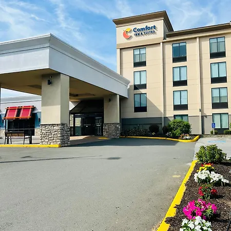 Comfort Inn & Suites Danbury-Bethel-3