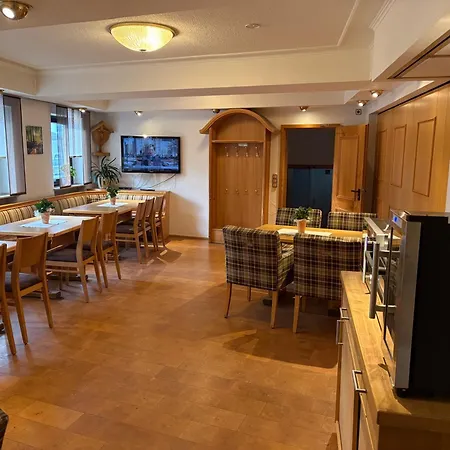 Landhotel Gasthof Zur Krone-2
