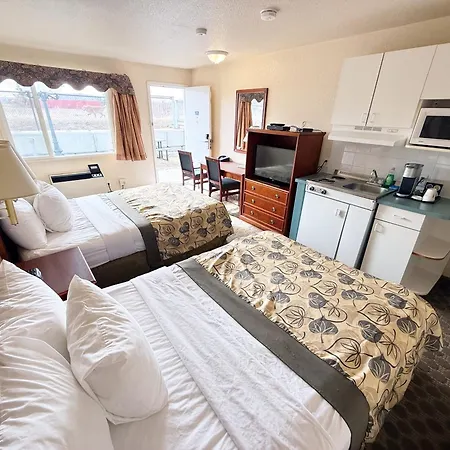 Travelodge By Wyndham Drumheller Ab-3