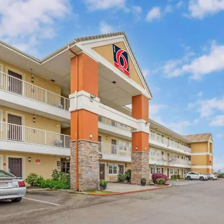 Studio 6 Suites Sacramento Northgate Ca-3