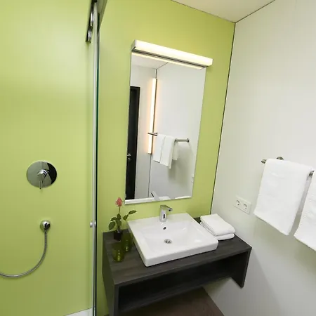 Economy-Hotel-3