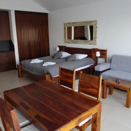Hotel M Club Lake Resort-2
