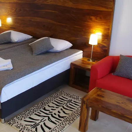 Hotel M Club Lake Resort-3