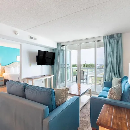 Bay Club Resort By Coolvacay-2