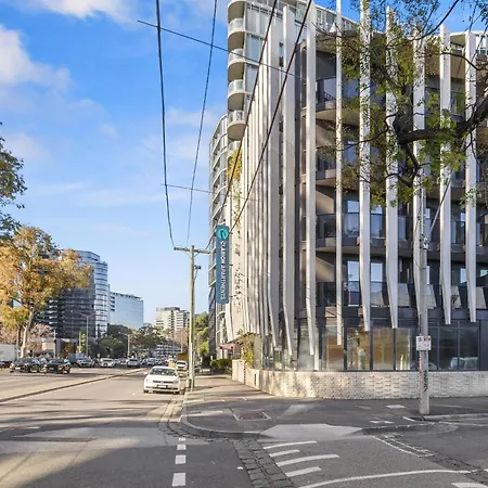 Clarion Apartments South Melbourne-2