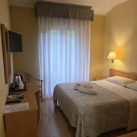 Hotel Chalet Del Lago-3
