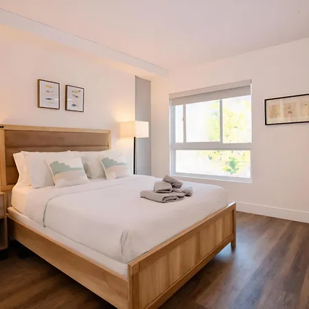Los Angeles Premium City Suites - Free Secured Parking-2