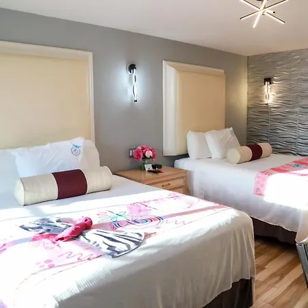 Dragonfly Inn & Suites-2