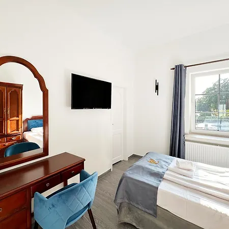 Hotel Petit am Wannsee-3