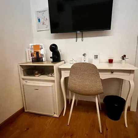 Teodorico Room & Apartment-3