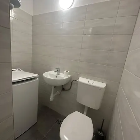 Aaa Luxury Suites Split With Pool-2