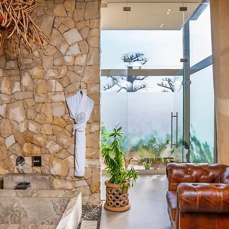 Casa del Toro Luxury Ranch-2