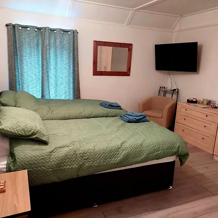 Royal Oak Rooms-3