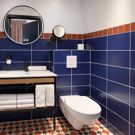 Clapclap Hotel Strasbourg-3